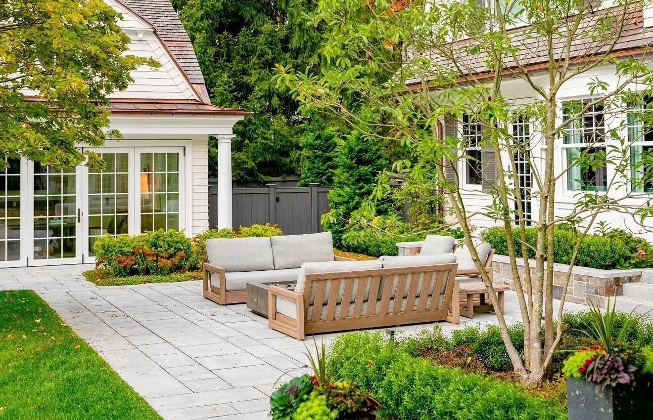 Bluestone patio with outdoor seating, luxury home NJ